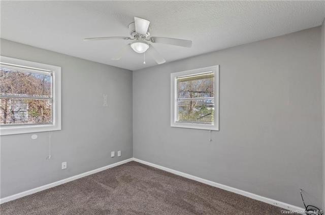 Building Photo - 1501 Meadow Dr