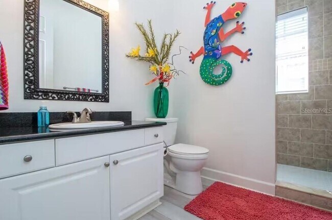 Building Photo - 2319 Avenue C