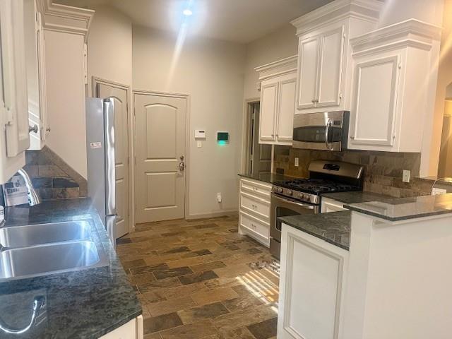 Building Photo - 13613 Vail Dr