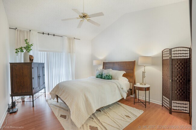 Building Photo - 21712 Wapford Way