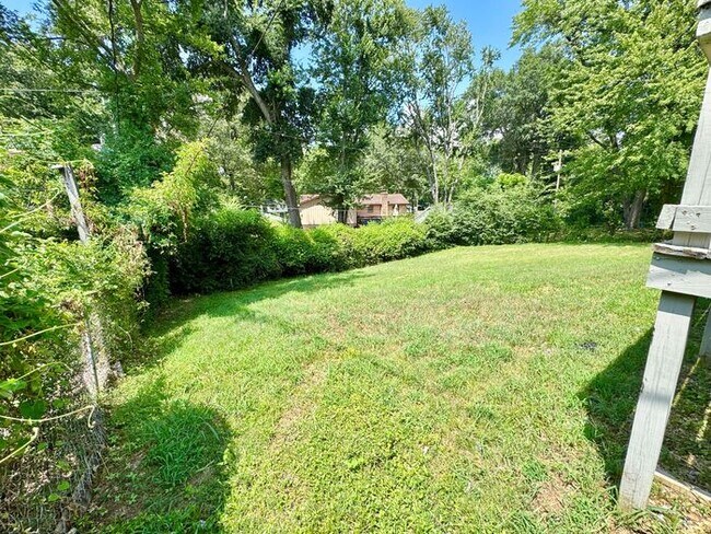 Building Photo - 4140 Crain Rd