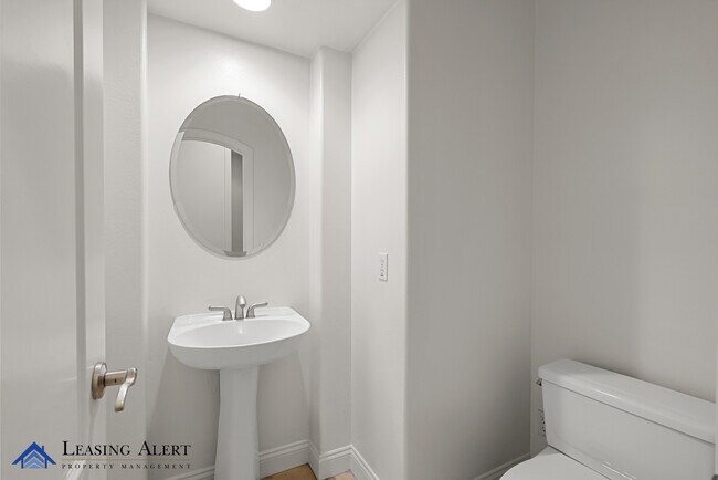 Building Photo - 26802 Pine Cliff Pl