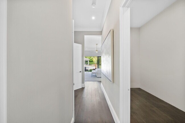 Building Photo - 3192 Blue Cypress Ln