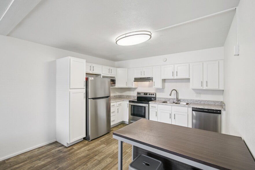 Primary Photo - The U at Park