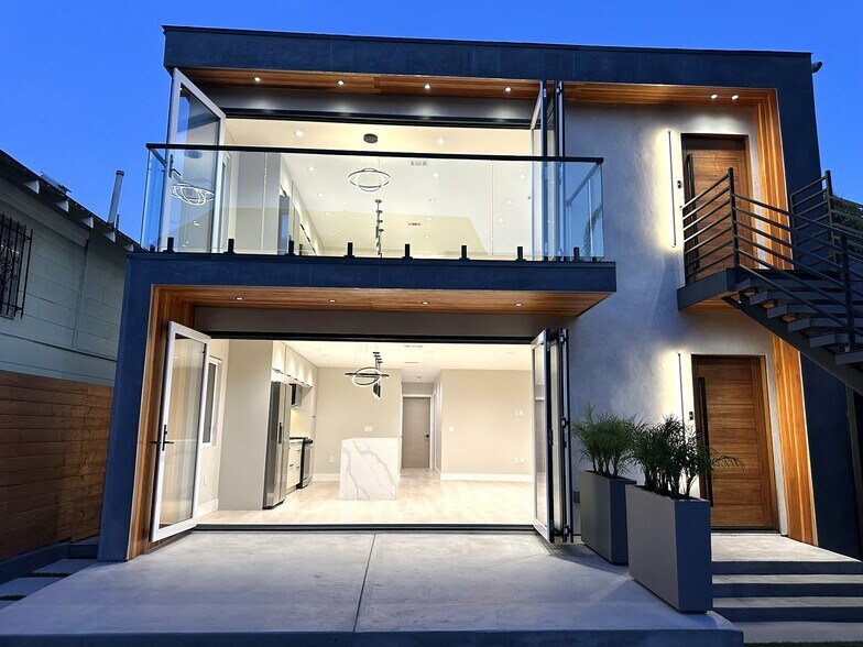 Building Photo - 36 Paloma Ave
