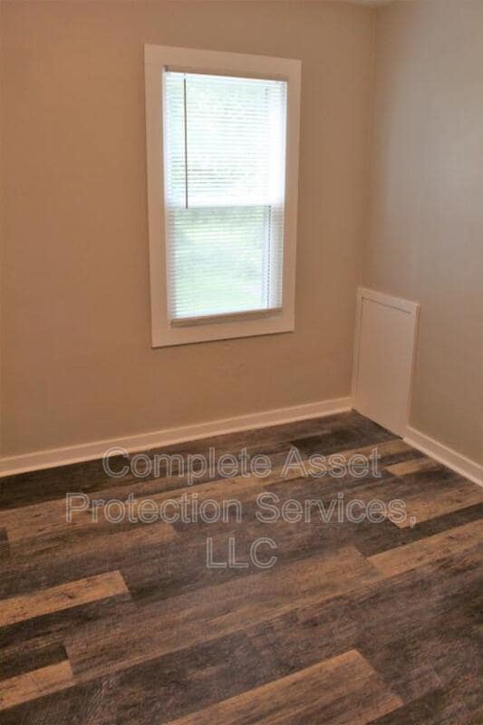 Building Photo - 7326 W Taft St