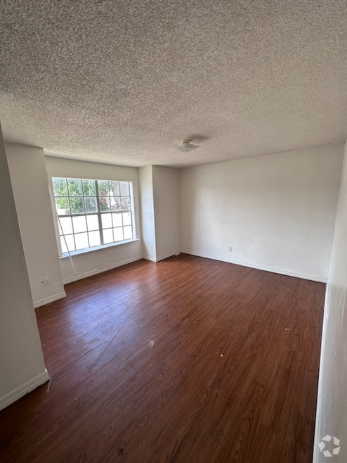 Building Photo - 222 Marigny Cir