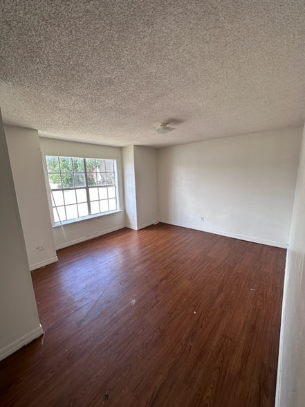 Primary Photo - 222 Marigny Cir