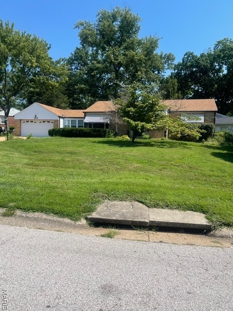 Building Photo - 253 Turf Ct