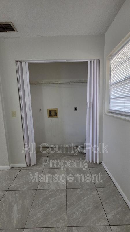 Building Photo - 110 Stephenson Ave