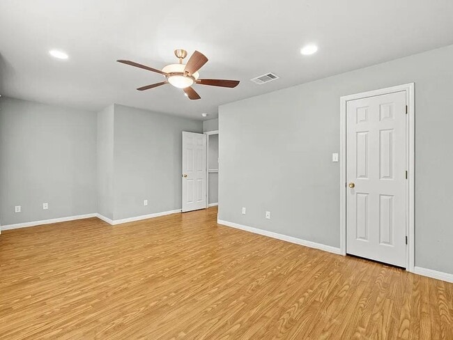 Building Photo - 2200 N Shields Dr