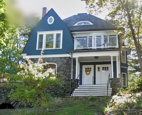 Building Photo - 10 Selkirk Rd