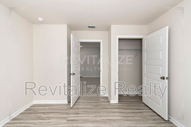 Building Photo - 22360 Aleutian Ave