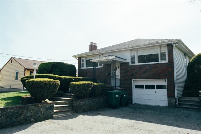 Building Photo - 90 Grover Rd