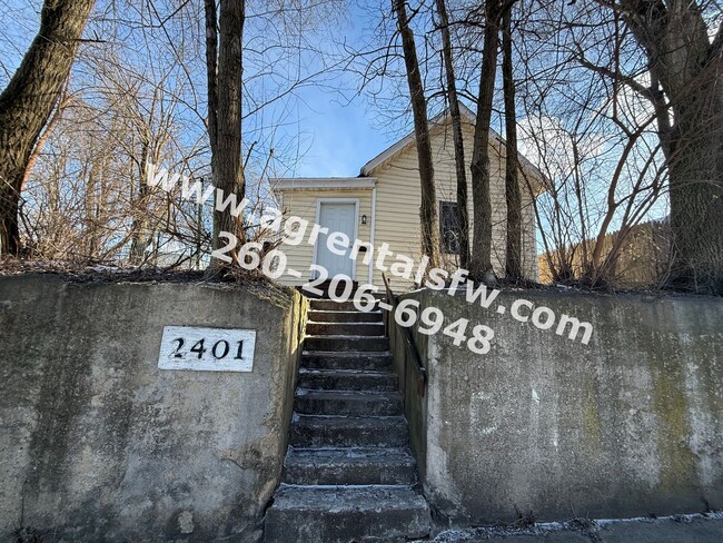 Primary Photo - 2 Bedroom House- $300 Off first months rent