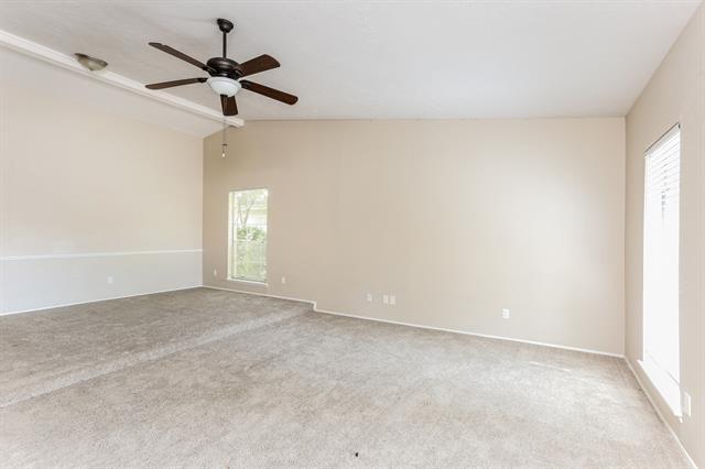 Building Photo - 9426 Rolling Rock Ln