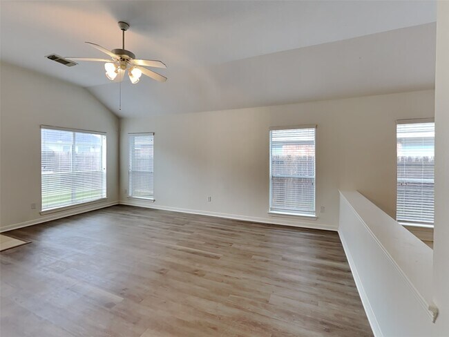 Building Photo - 6170 Galloway Ln