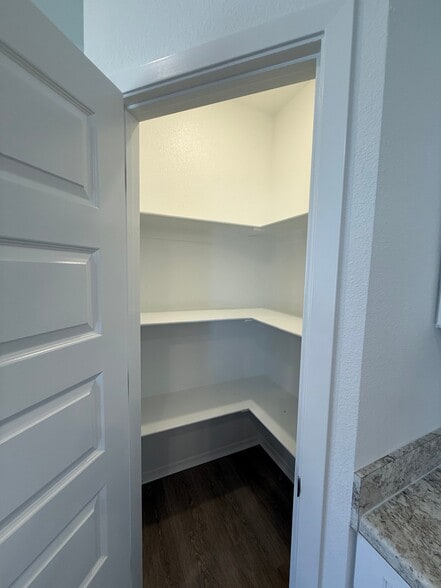 Building Photo - 6810 SW Dignity Ave