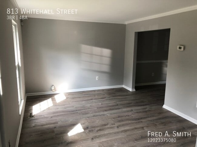 Building Photo - 813 Whitehall St