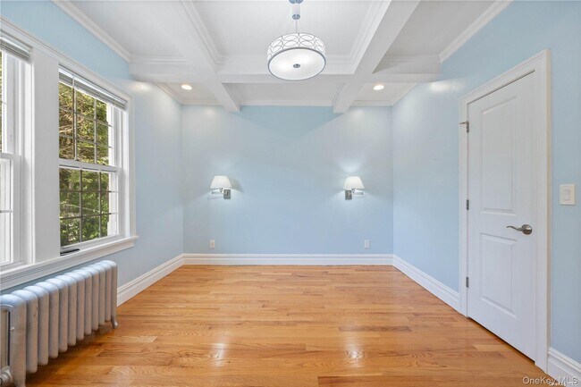 Building Photo - 148-19 87th Ave