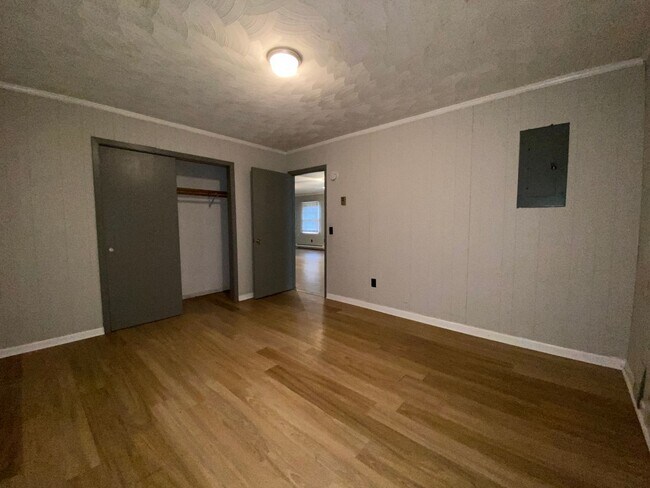 Building Photo - gree1910