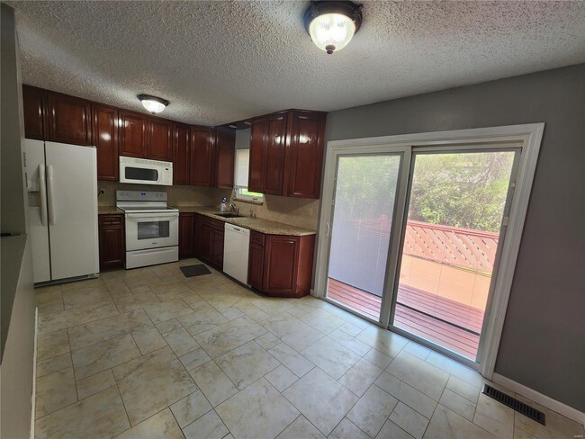 Building Photo - 720 Islamorada Dr