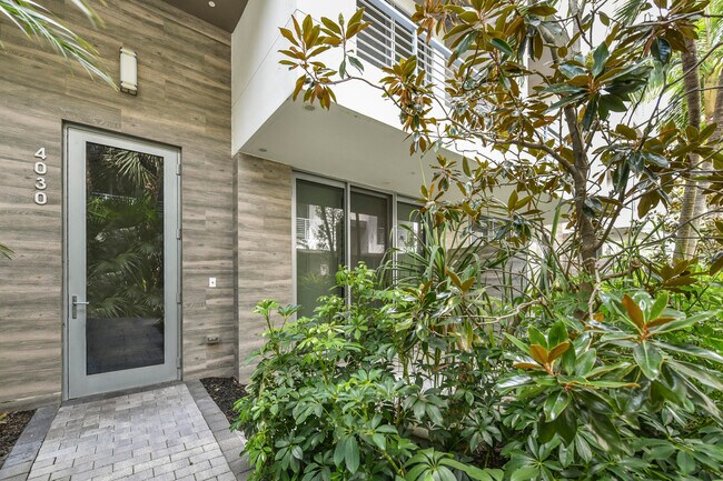 Building Photo - 4030 NW 18th Way