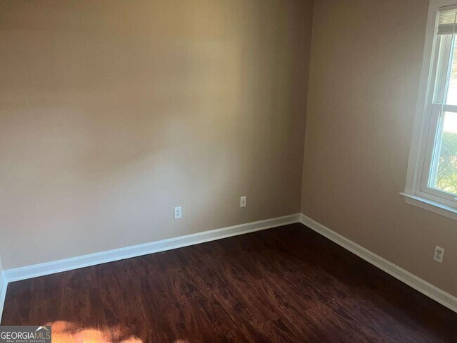 Building Photo - 1301 Hickory Ridge Trail