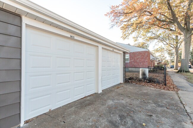 Building Photo - 6061 Potomac St