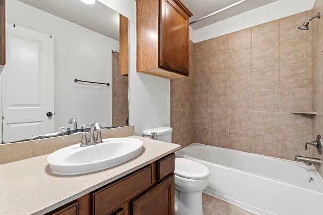 Building Photo - 27 N Arrow Canyon Cir