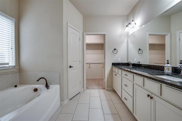 Building Photo - 8813 Denstone Dr
