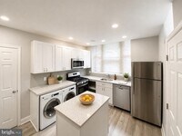 Building Photo - 2133 Delancey St