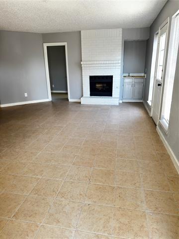 Building Photo - 5410 Brookhollow Dr