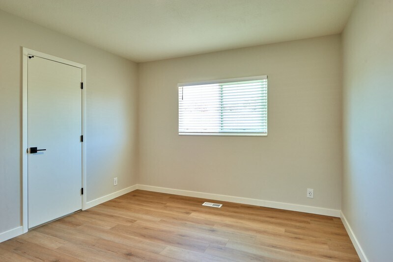 Building Photo - 3826 S 1250 E
