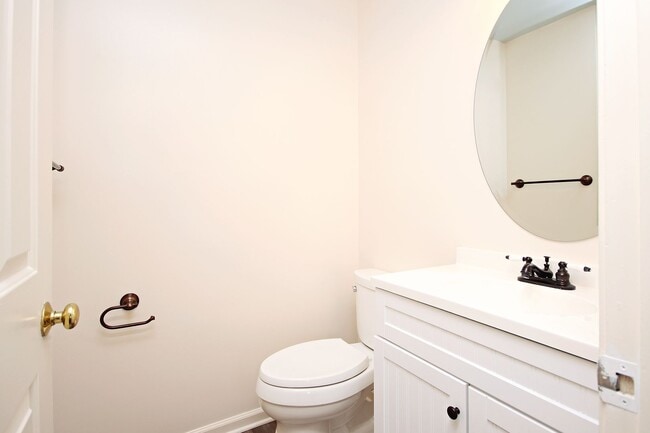 Building Photo - Brick Duplex With Convenient Rio Rd Location