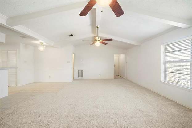 Building Photo - 1716 Huge Oaks St