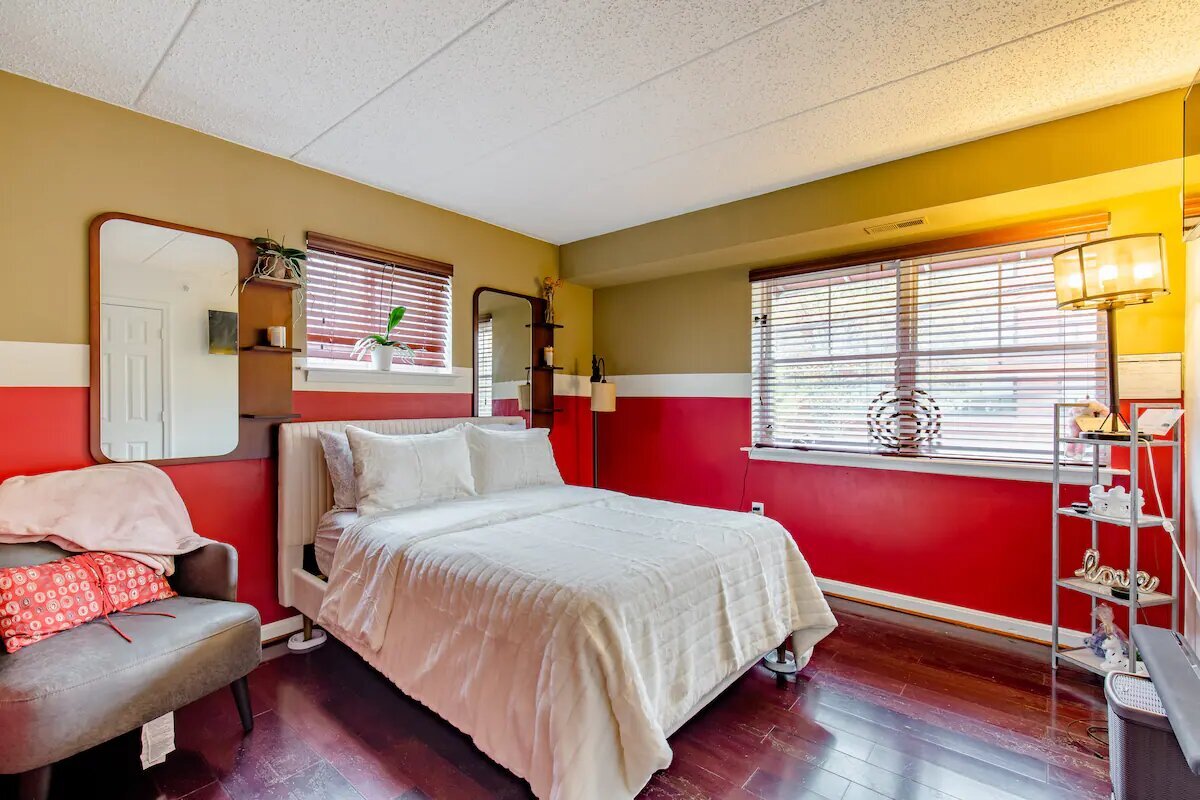 Your Private Bedroom - 2617 Douglass Pl SE