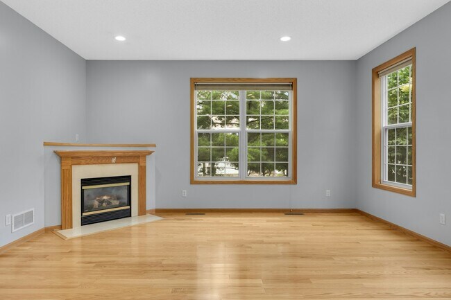 Building Photo - A9771 Gable Dr