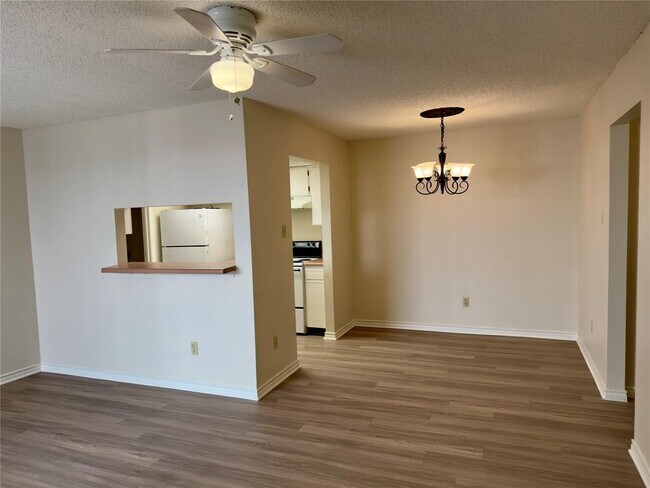 Building Photo - 2618 Alcott Ln