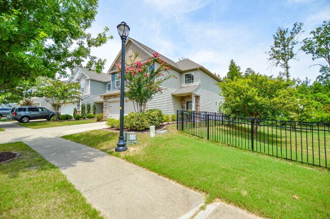 Building Photo - 2037 Ice Lake Ct