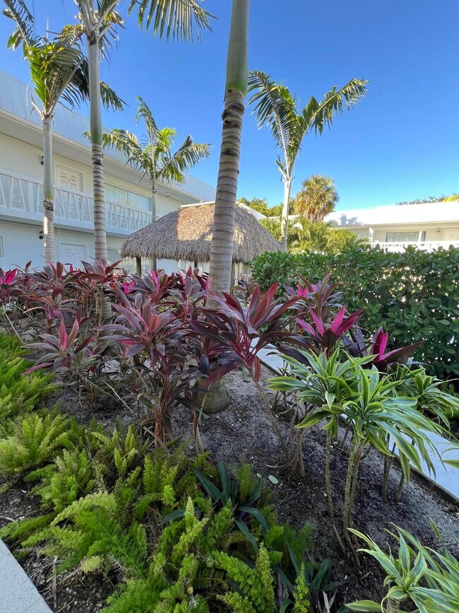 Building Photo - 6600 N Ocean Blvd