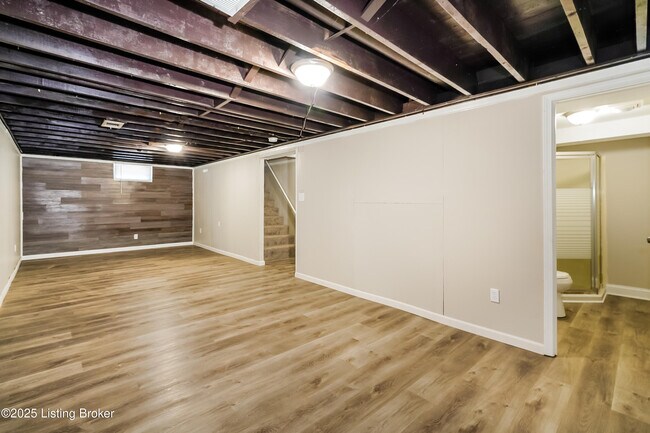 Building Photo - 4401 Charlotte Ann Dr