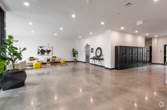 Lobby - The 600