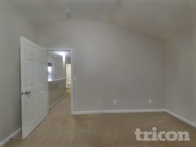 Building Photo - 1613 Brookgreen Ave