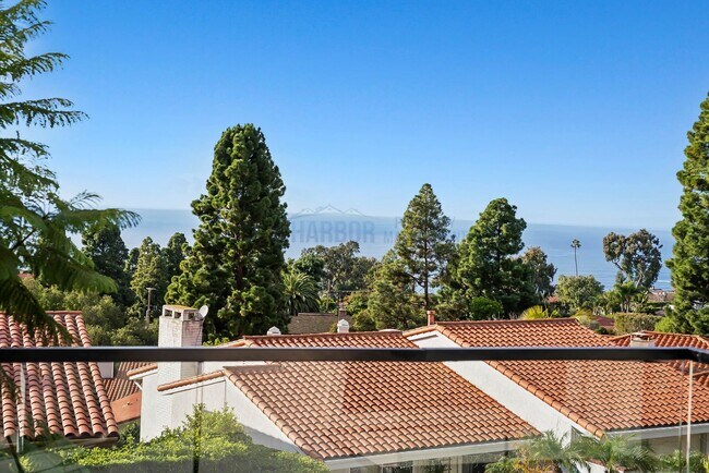 Building Photo - Palos Verdes Estates luxury home is now av...