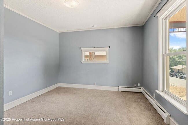 Building Photo - Charming Single Family Home in Rifle for Rent
