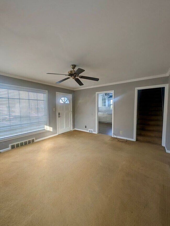 Building Photo - Charming Cape Cod Style Home