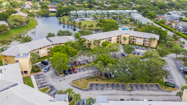 Building Photo - 9000 NW 28th Dr