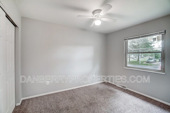 Building Photo - 3629 Turret Green Dr