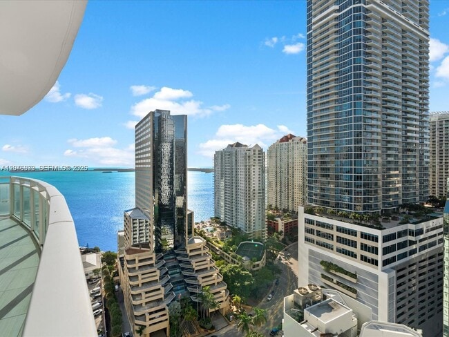 Building Photo - 951 Brickell Ave